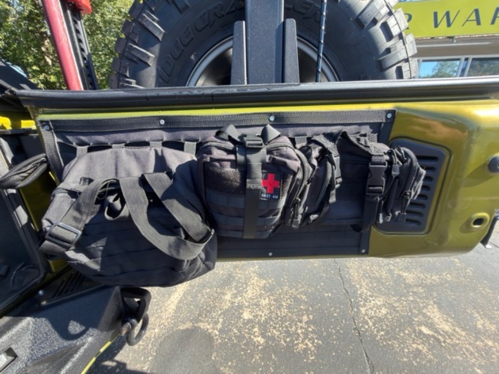Additional photo of vehicle.