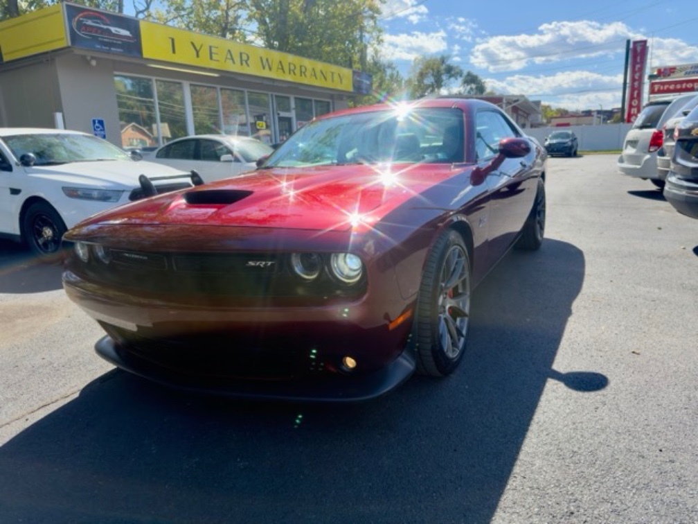 2017 Dodge Challenger SRT