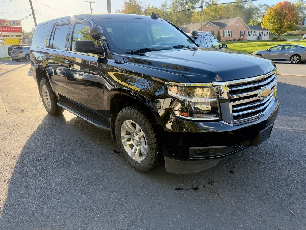 Additional photo of vehicle.
