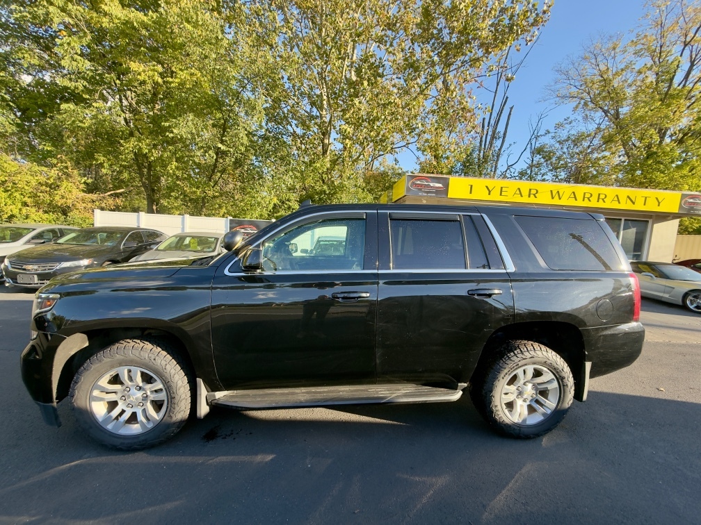 Additional photo of vehicle.