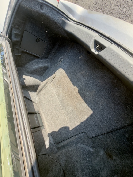 Additional photo of vehicle.