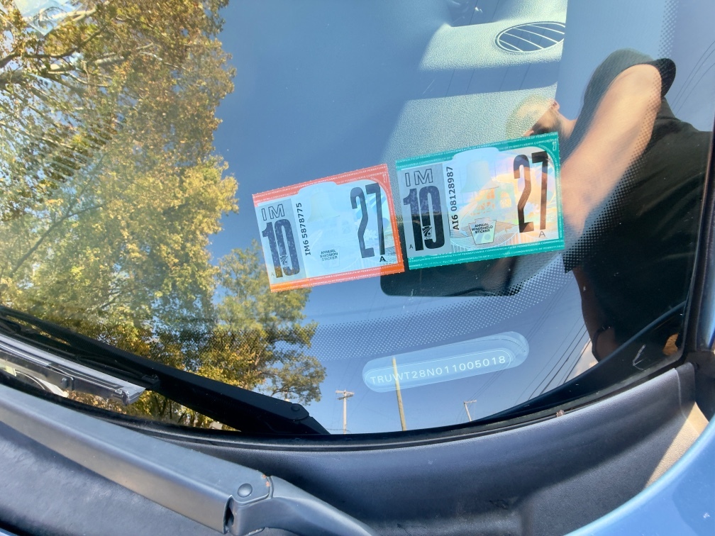 Additional photo of vehicle.