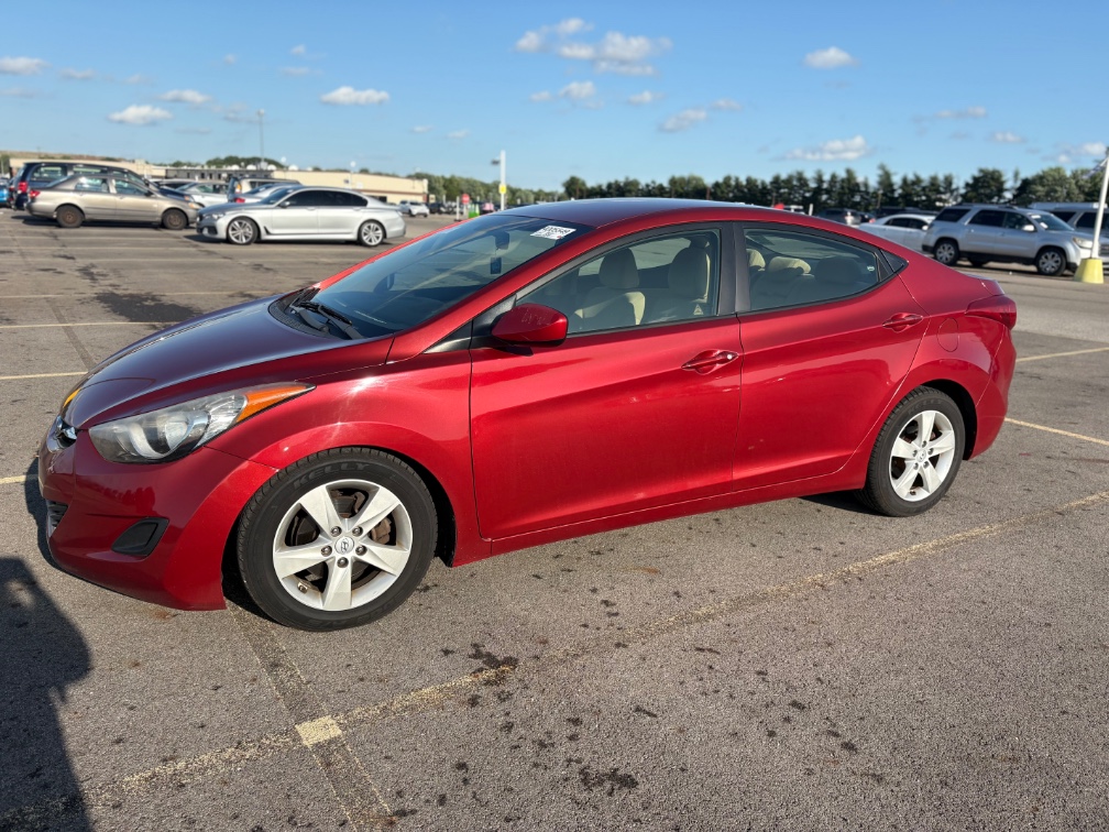 Additional photo of vehicle.