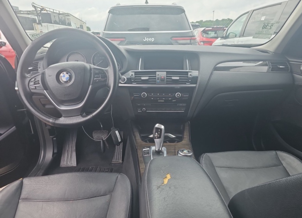 2017 BMW X3 sDrive28i - Photo 3