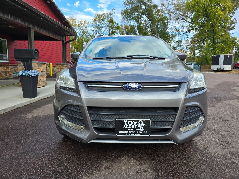 Additional photo of vehicle.