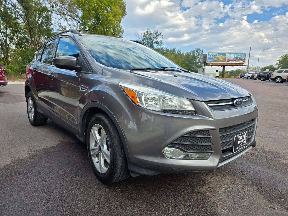 Additional photo of vehicle.