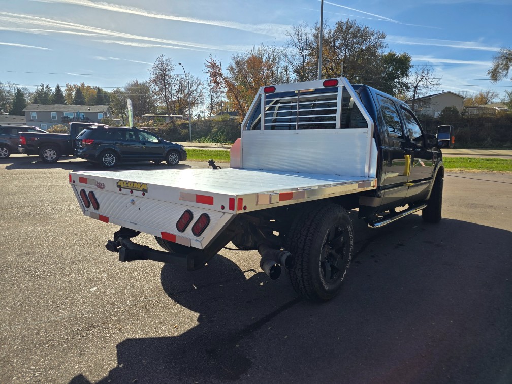 Additional photo of vehicle.