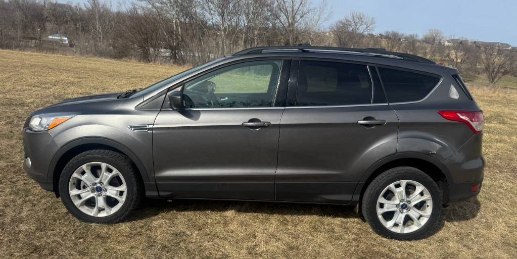 Main photo of 2013 FORD ESCAPE       