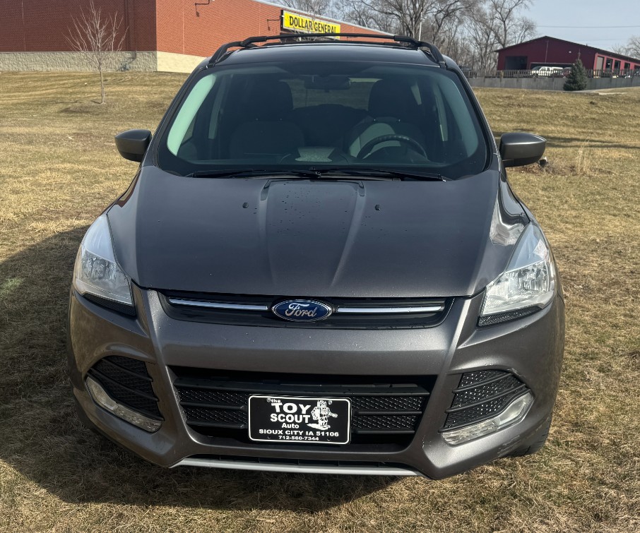 Additional photo of vehicle.