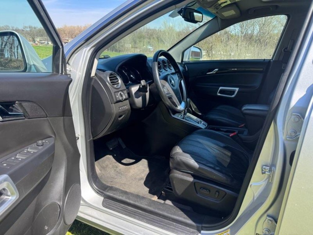 Additional photo of vehicle.