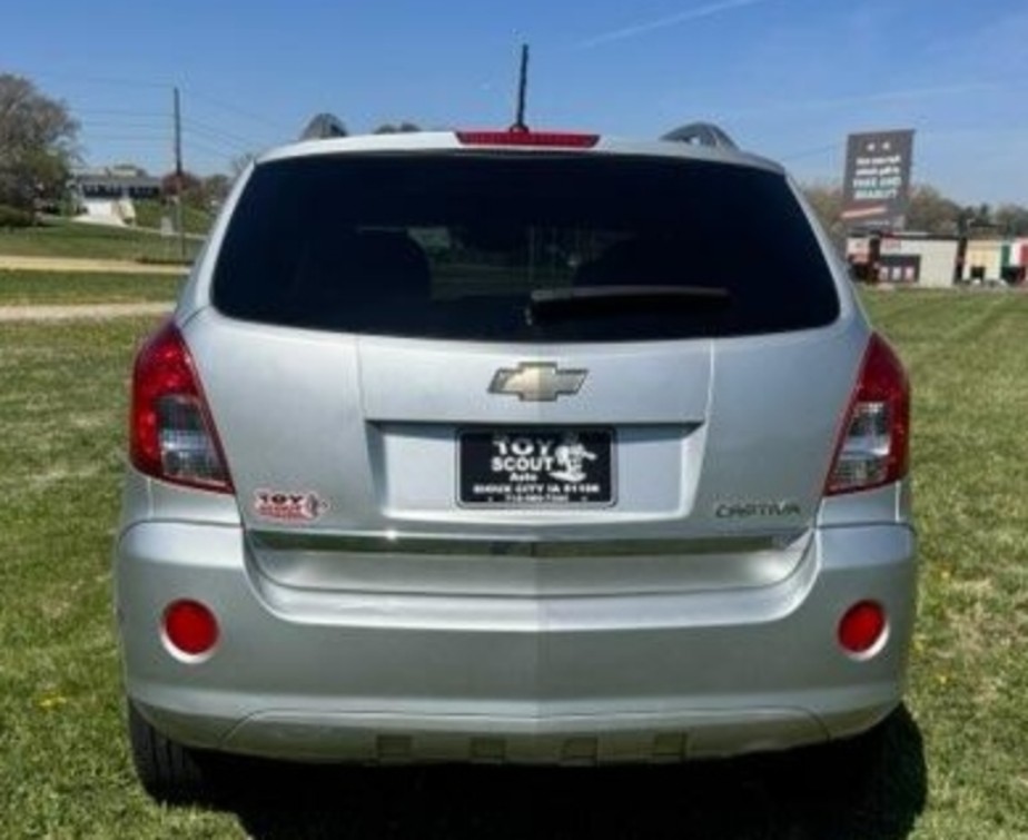 Additional photo of vehicle.