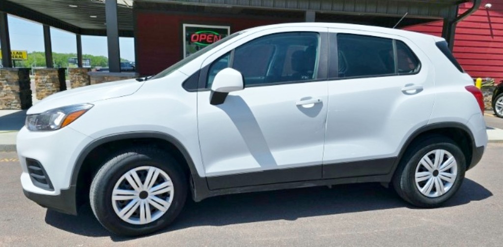 2018 Chevrolet Trax LS's photo