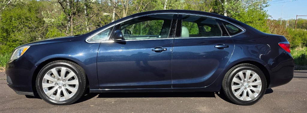 2015 Buick Verano 1SD's photo