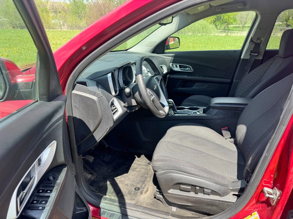 Additional photo of vehicle.