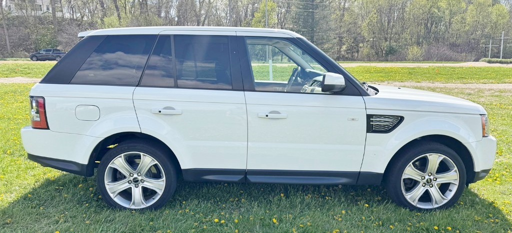 2012 Land Rover Range Rover Sport HSE's photo