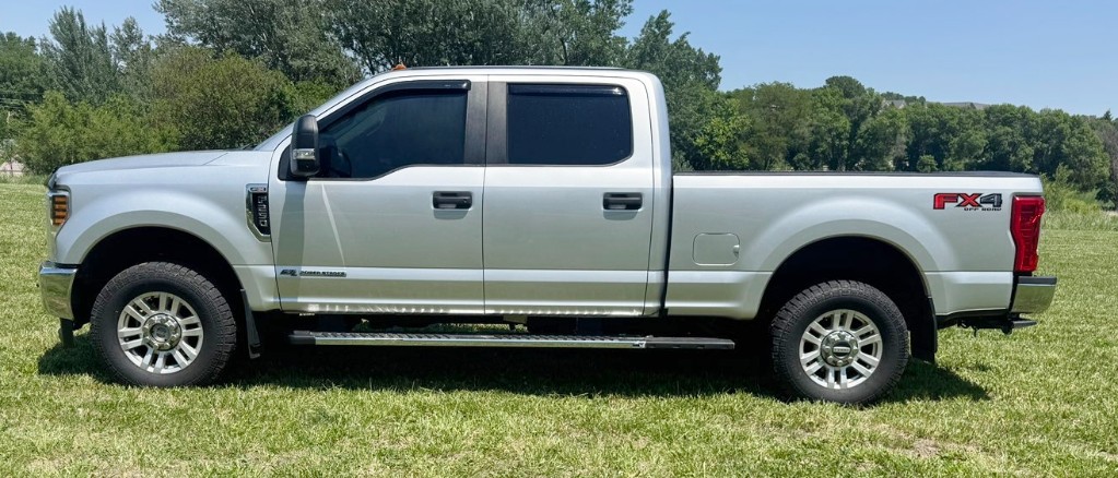 2018 Ford F-250 XL 4x4 Crew Cab 8' Box's photo