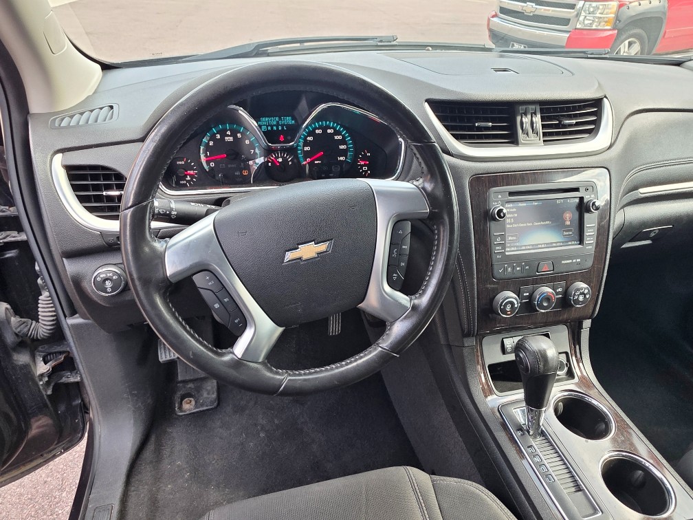 2017 Chevrolet Traverse 1LT - Photo 10