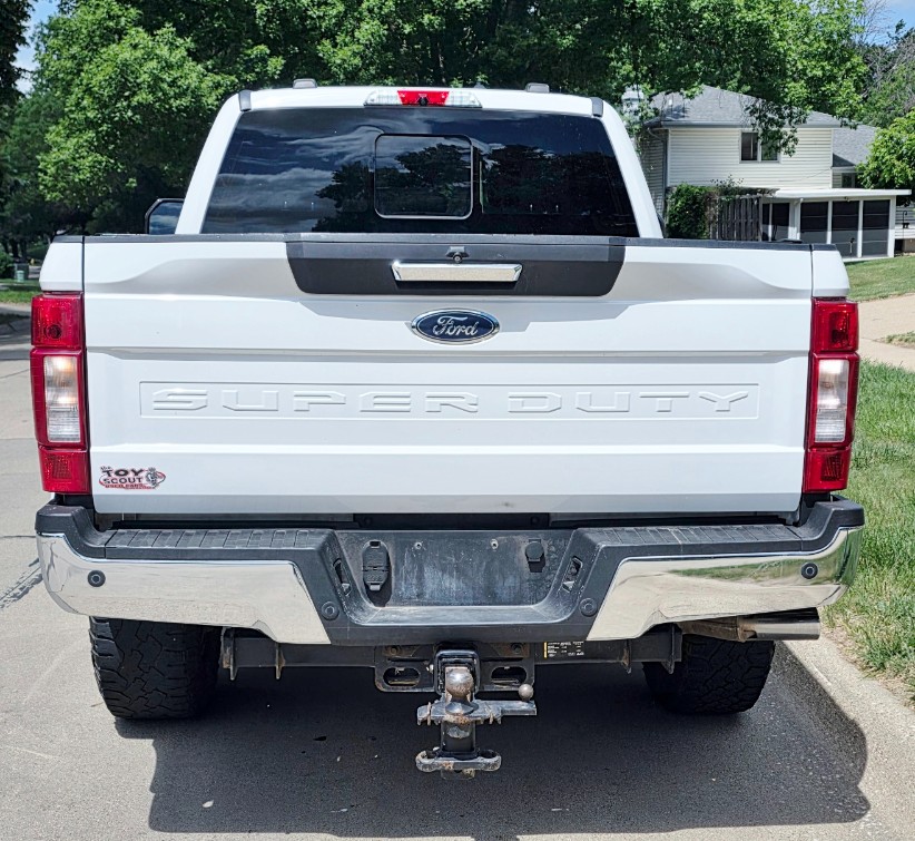 Additional photo of vehicle.