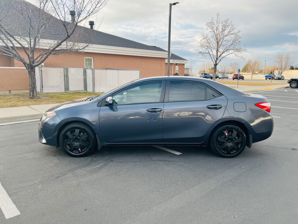 Additional photo of vehicle.