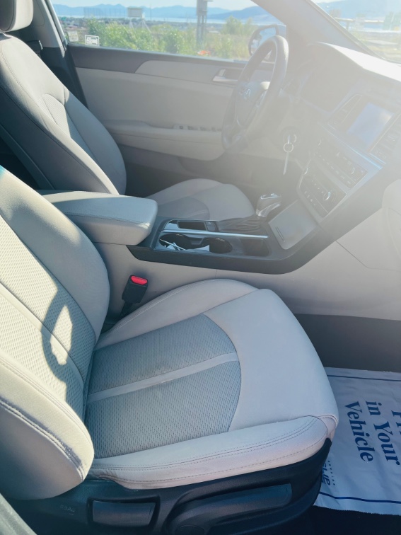 2017 Hyundai Sonata SE - Photo 10