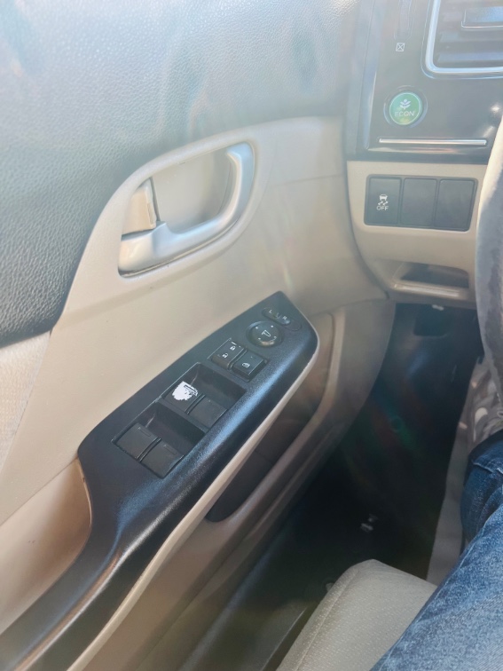 2013 Honda Civic LX - Photo 18
