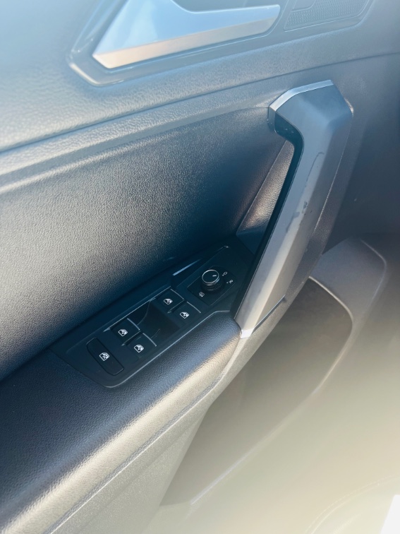 2018 Volkswagen Tiguan SE - Photo 16