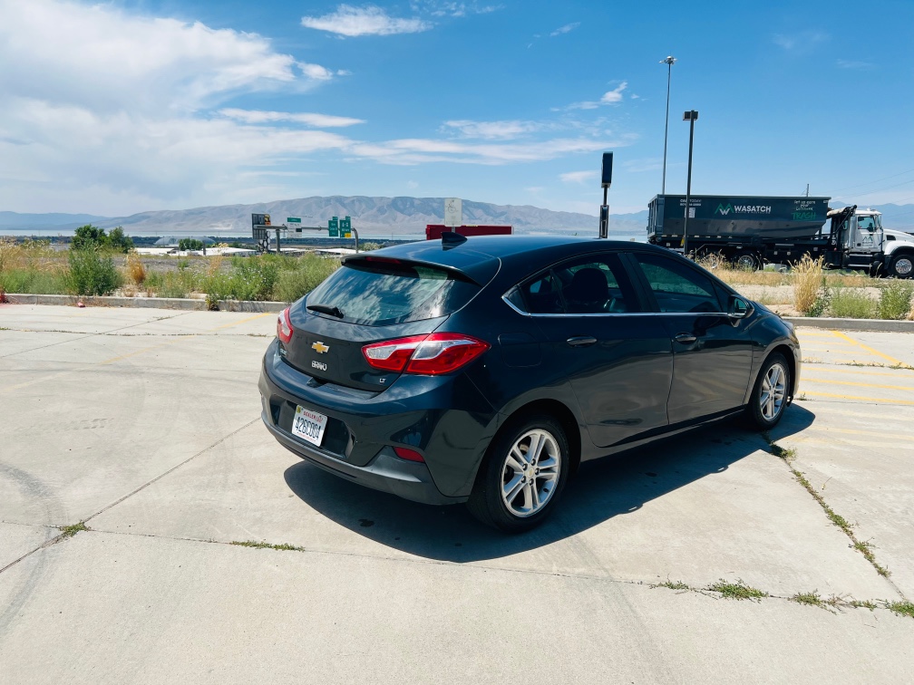 2017 Chevrolet Cruze LT - Photo 4