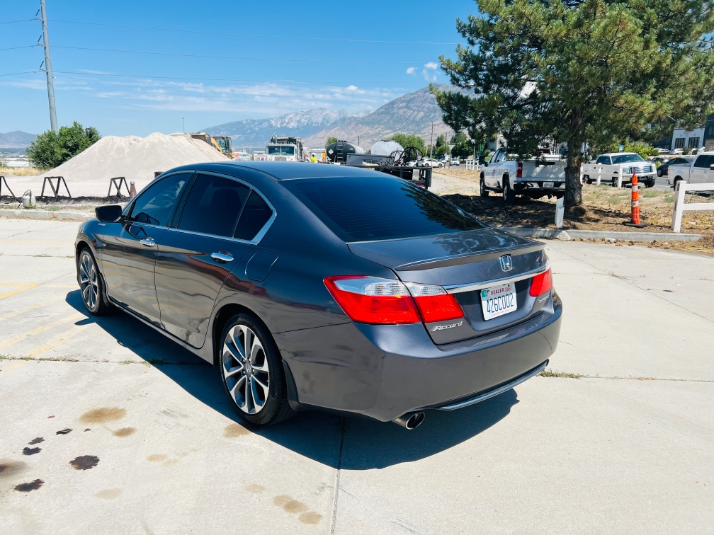 2015 Honda Accord Sport - Photo 2