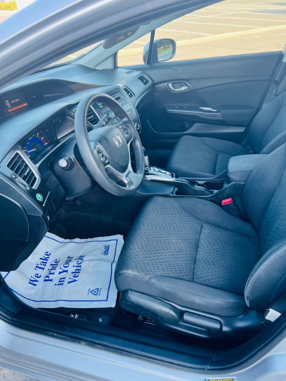 2015 Honda Civic LX - Photo 9