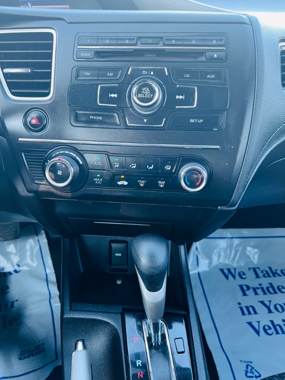 2015 Honda Civic LX - Photo 18