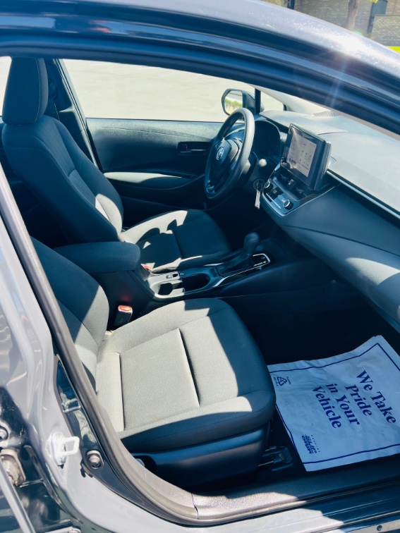 2023 Toyota Corolla LE - Photo 11