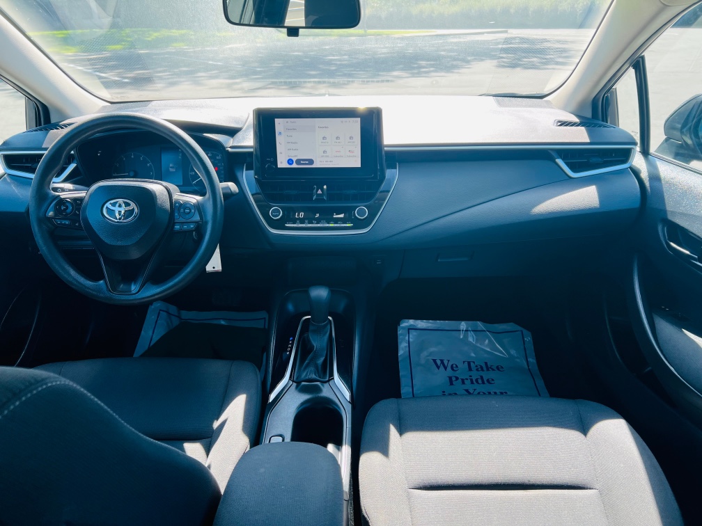 2023 Toyota Corolla LE - Photo 13
