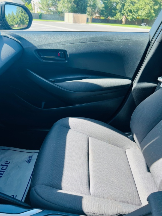 2023 Toyota Corolla LE - Photo 18