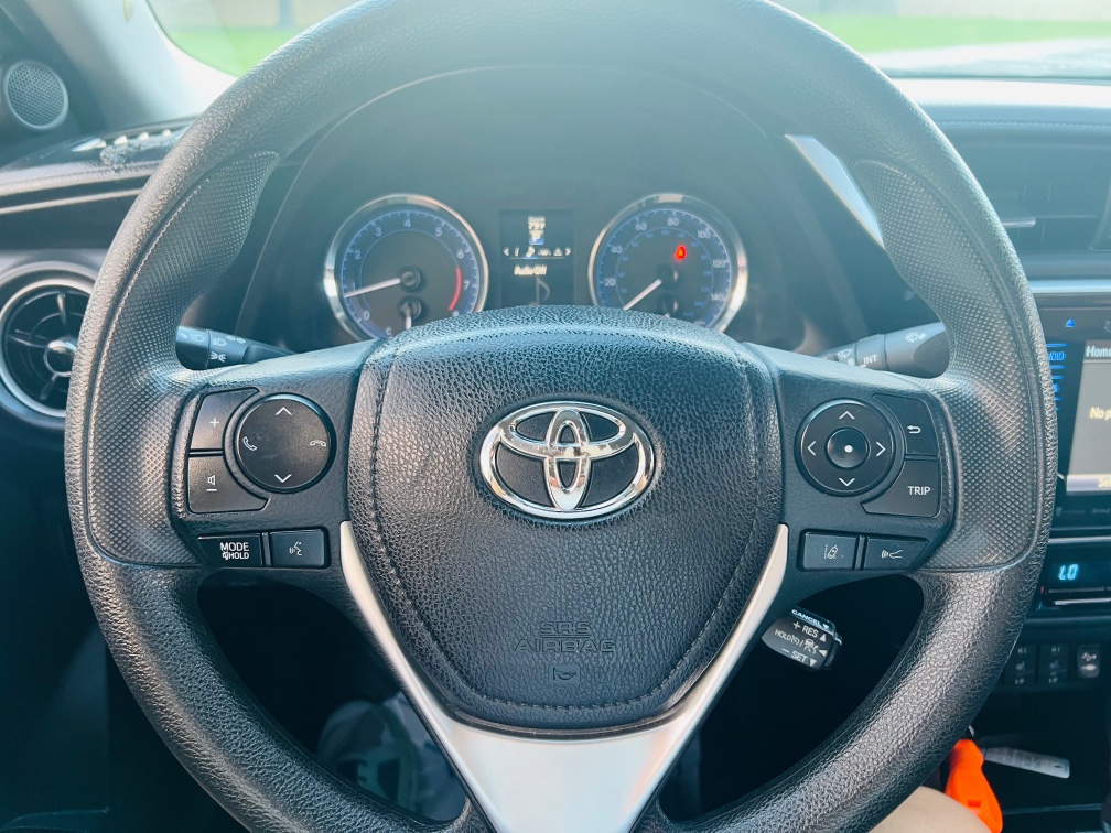 2017 Toyota Corolla XLE - Photo 14