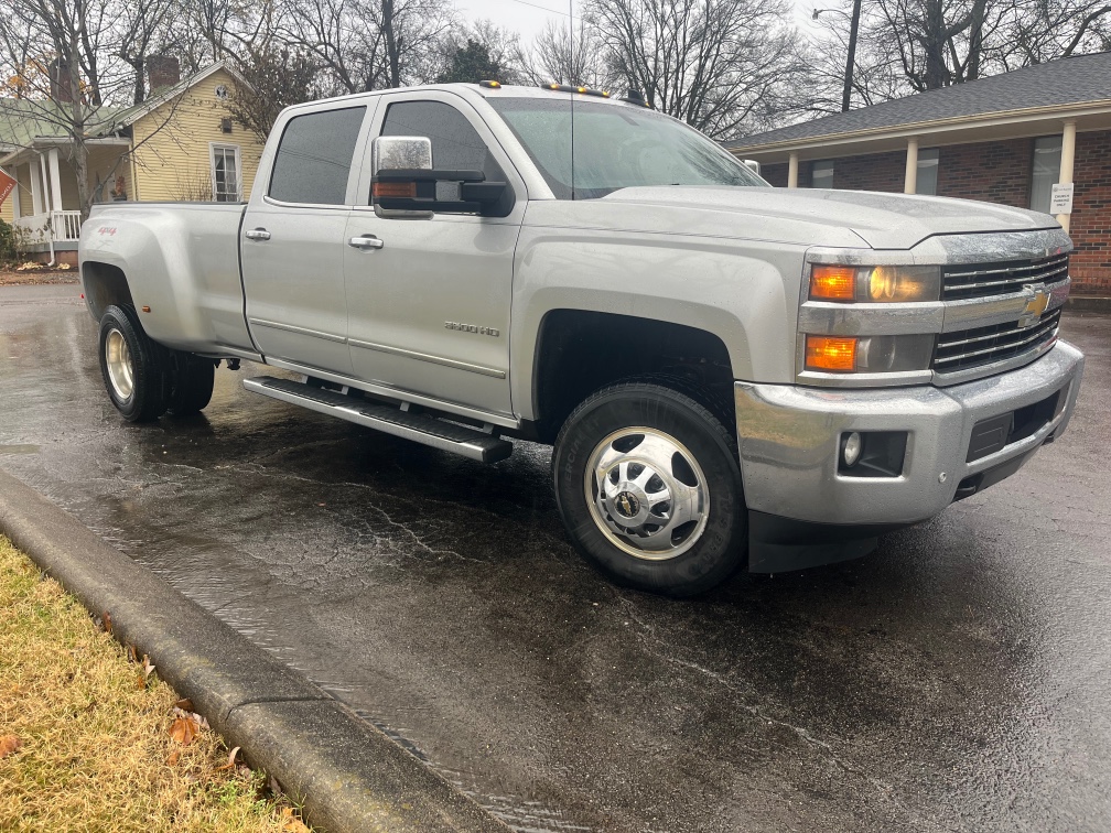 2015 Chevrolet Silverado 3500HD LTZ's photo