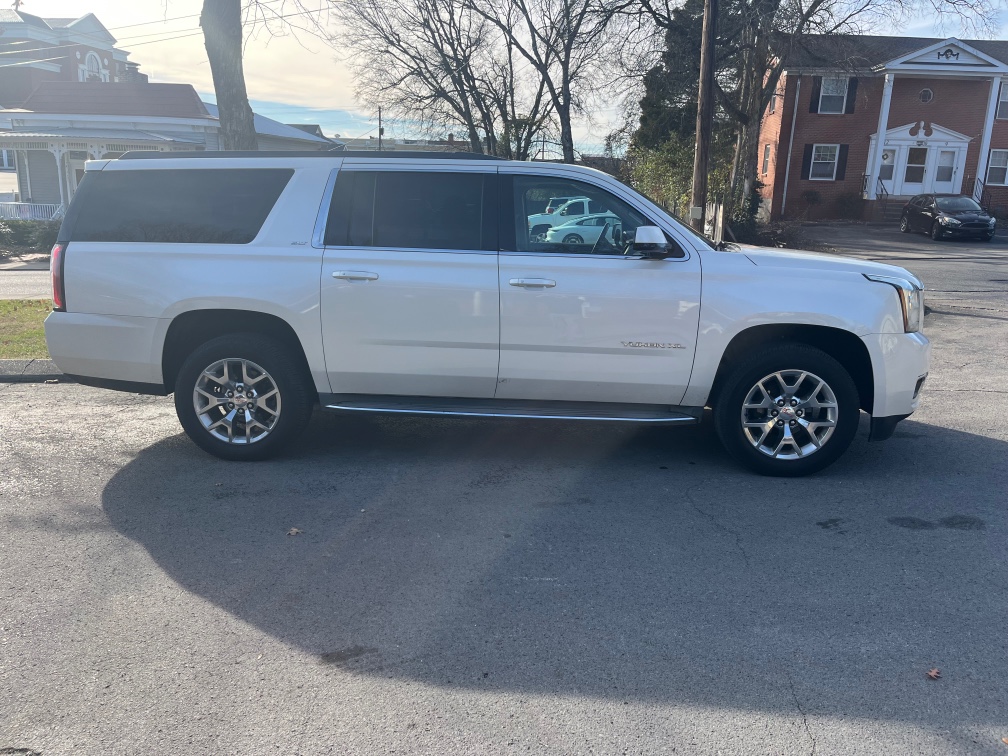 2015 GMC Yukon XL SLT's photo
