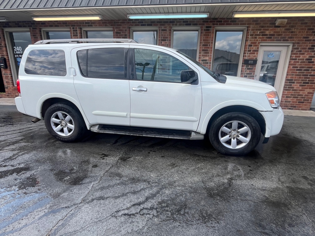 2013 Nissan Armada SV