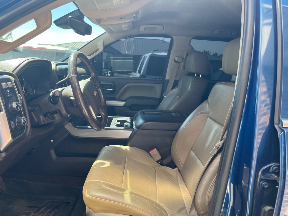 2015 Chevrolet Silverado 2500HD LTZ - Photo 11