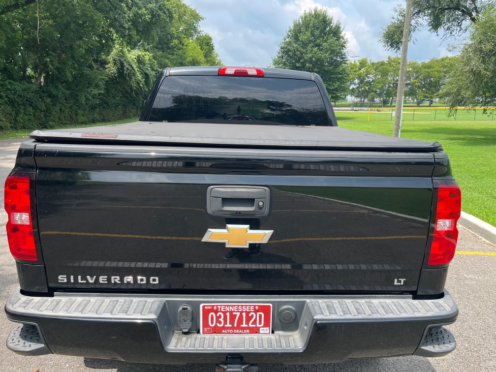2018 Chevrolet Silverado 1500 LT Z71 - Photo 9