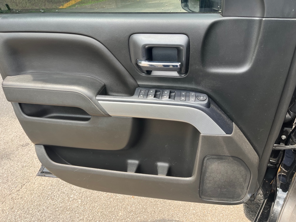 2018 Chevrolet Silverado 1500 LT Z71 - Photo 18