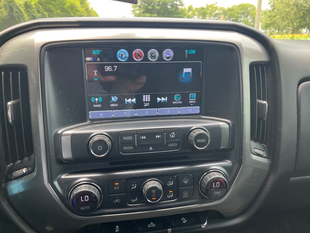 2018 Chevrolet Silverado 1500 LT Z71 - Photo 19