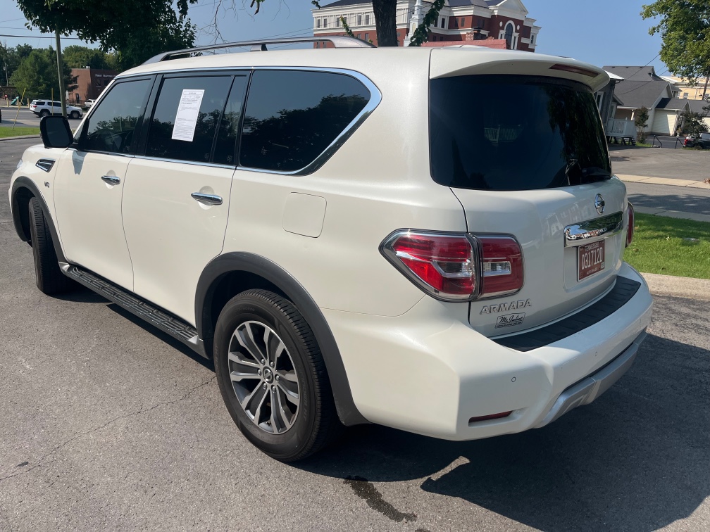 2017 Nissan Armada SL - Photo 6
