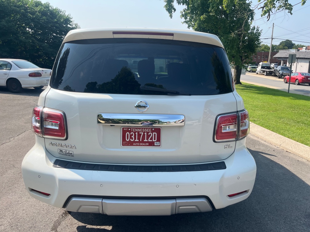 2017 Nissan Armada SL - Photo 8
