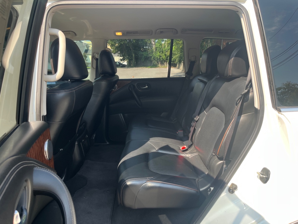 2017 Nissan Armada SL - Photo 11