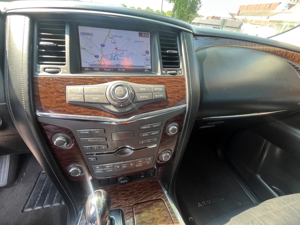 2017 Nissan Armada SL - Photo 16