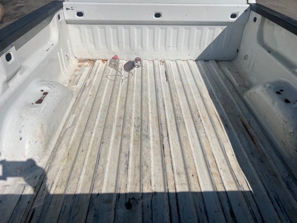 Additional photo of vehicle.