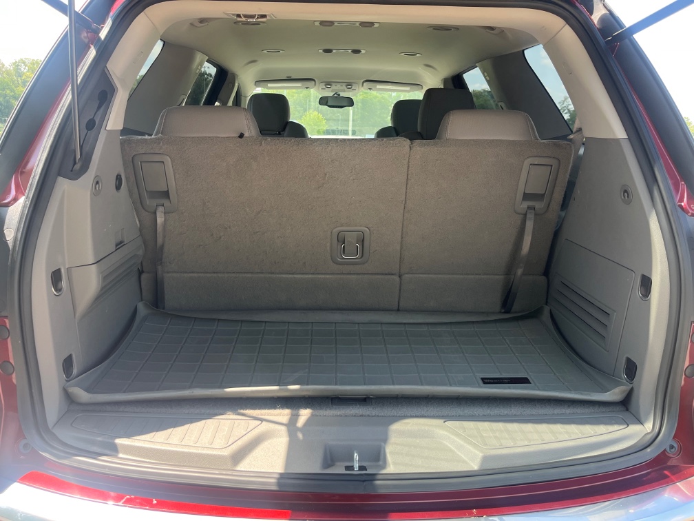 Additional photo of vehicle.