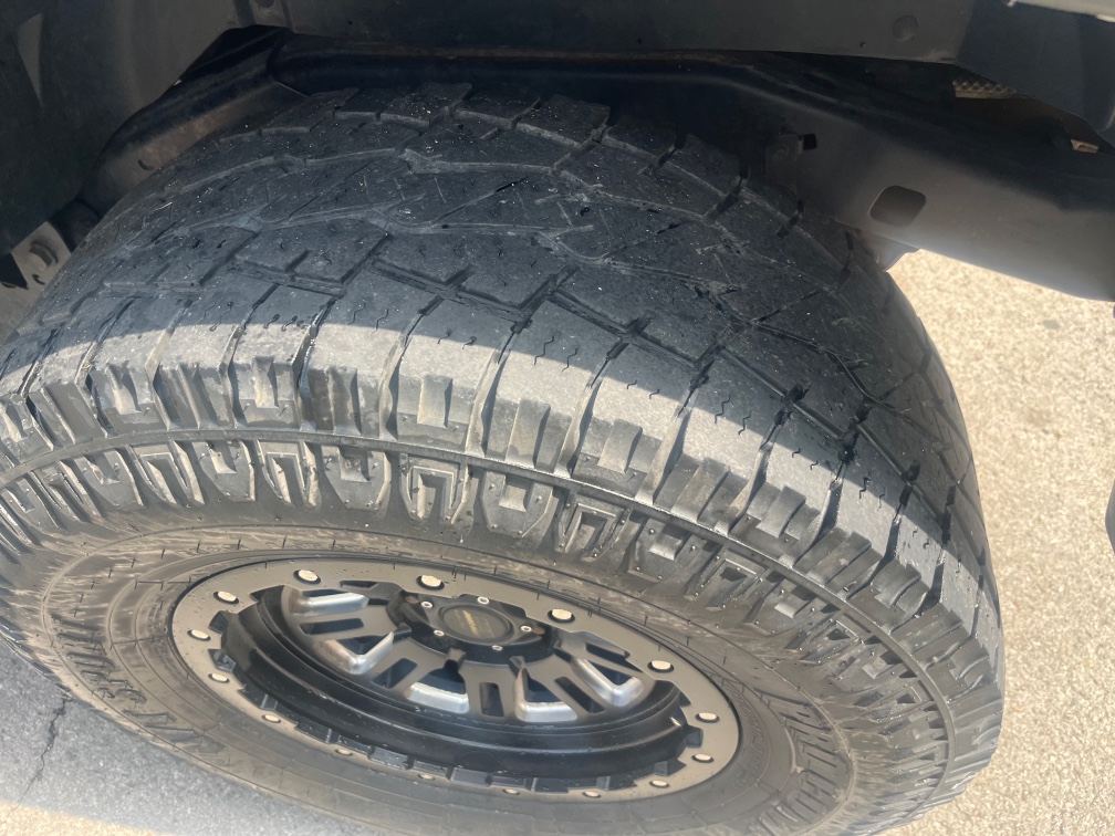 Additional photo of vehicle.