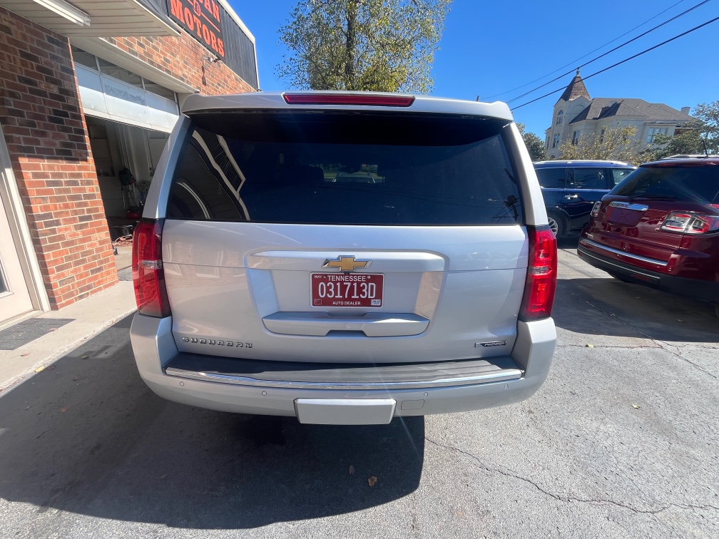Additional photo of vehicle.