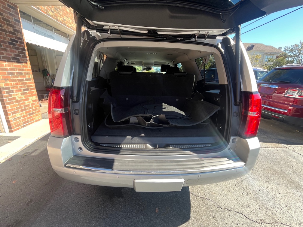 Additional photo of vehicle.